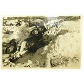 Foto van Duitse 10,5 cm, le.F.H 18 Howitzer in witte camo